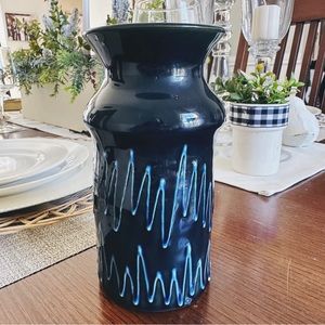 Vintage Italian Teal Zig-Zag Vase – Handmade Sgraffito Design – 6.75" Tall